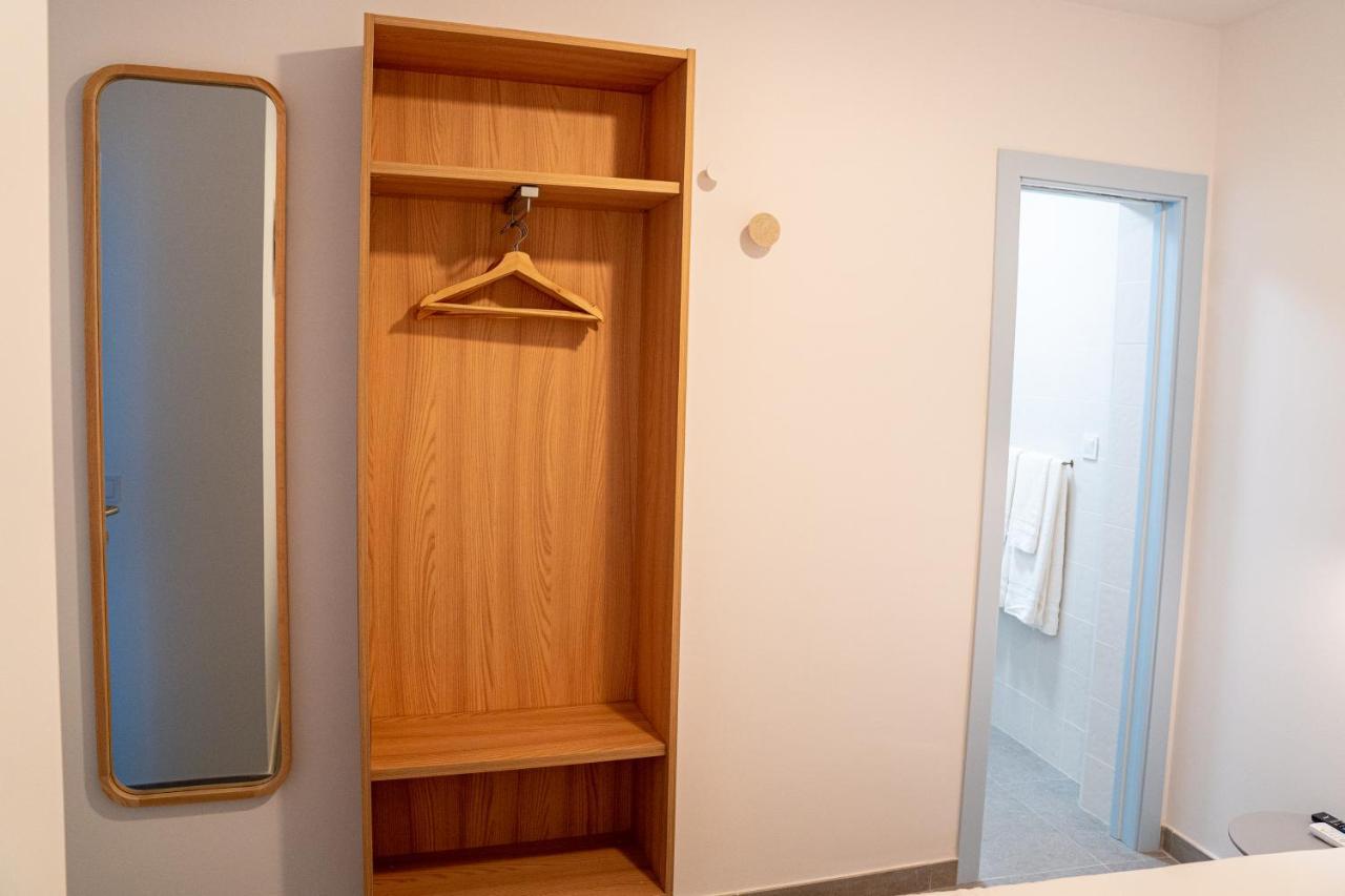 Hostal Tarantelo Conil Conil De La Frontera Bagian luar foto