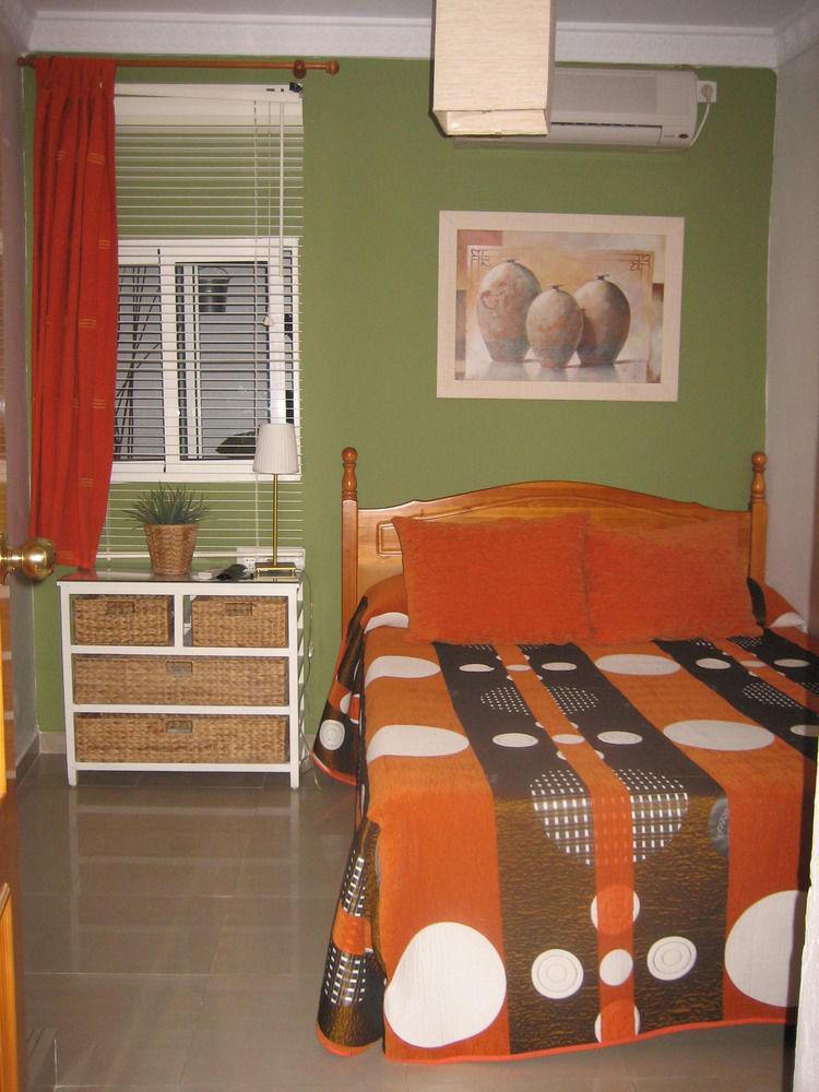Hostal Tarantelo Conil Conil De La Frontera Bagian luar foto